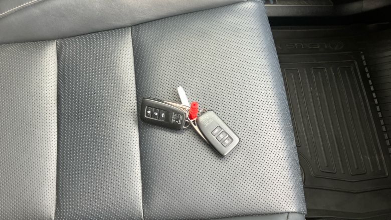 Lexus NX 300h 2.5 Takumi 5dr CVT [Pan roof] Hybrid Estate
